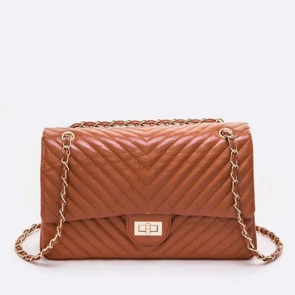 🚨 1 LEFT! CLAIRE Quilted Mid Sized TurnLock Handbag Chestnut - Picture 2 of 4